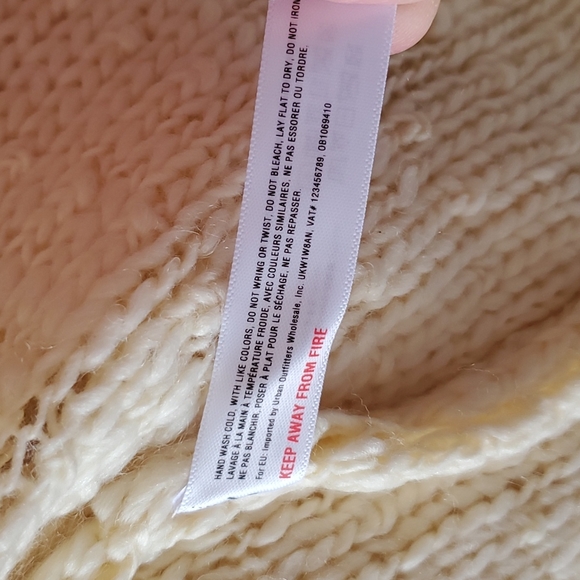 NWT Anthropologie Akemi & Kin loopy knit cardigan one size - Picture 6 of 11